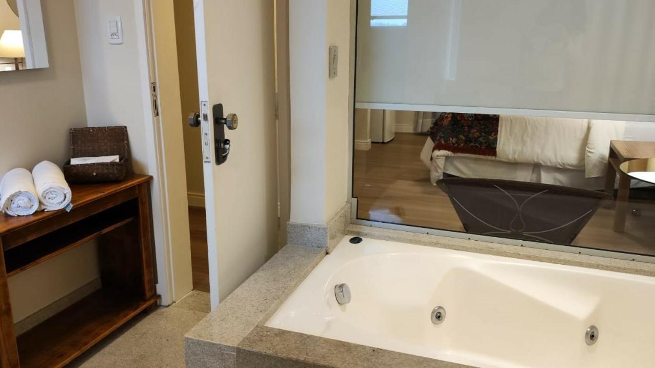 Business Hotel